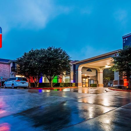 Surestay Plus By Best Western San Antonio Airport Esterno foto