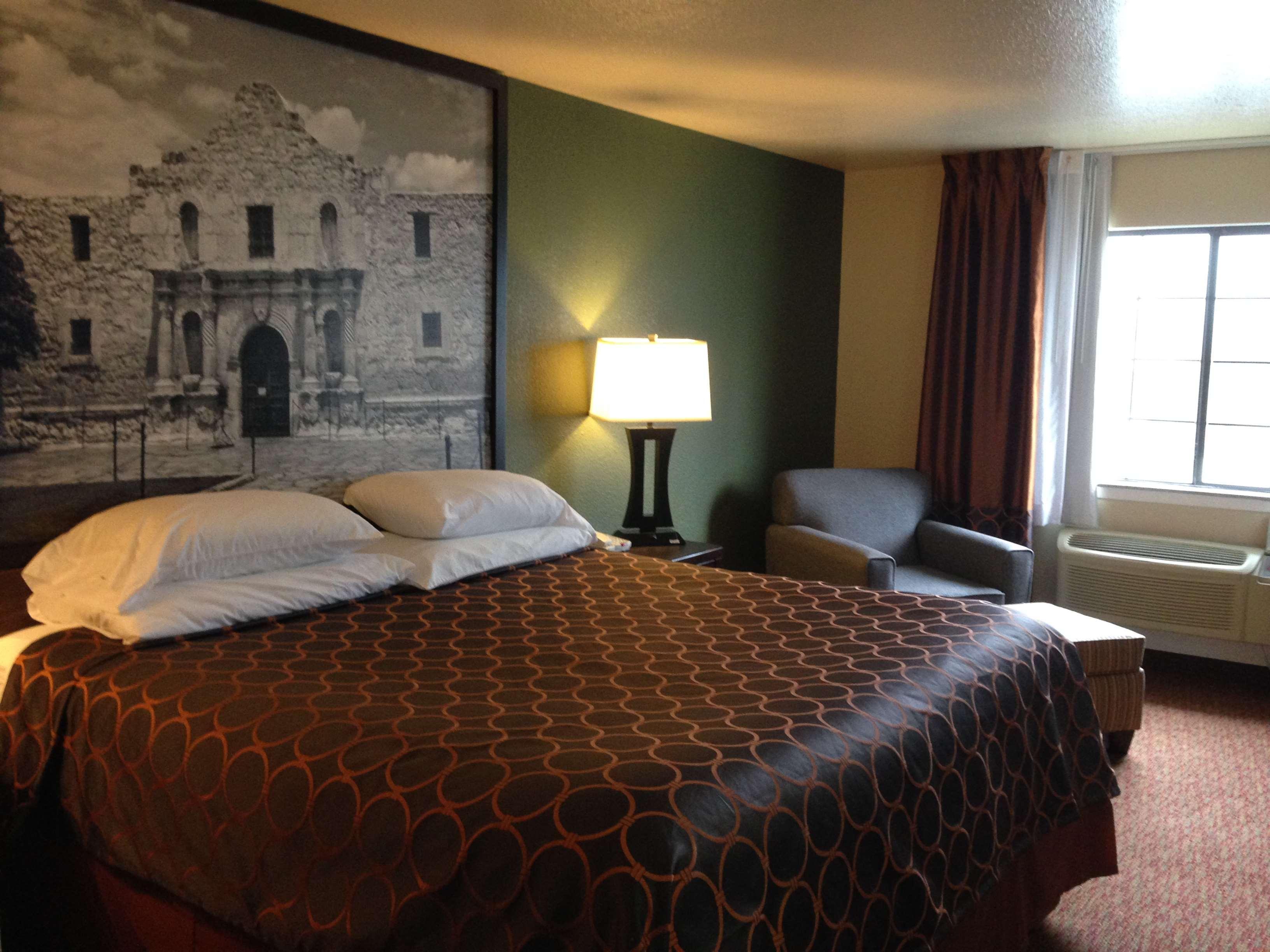 Surestay Plus By Best Western San Antonio Airport Esterno foto
