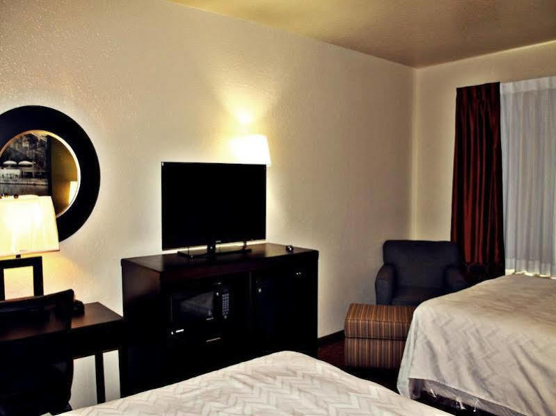 Surestay Plus By Best Western San Antonio Airport Esterno foto