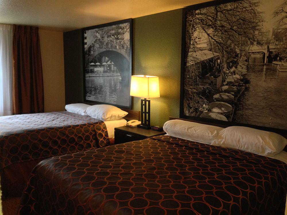 Surestay Plus By Best Western San Antonio Airport Esterno foto